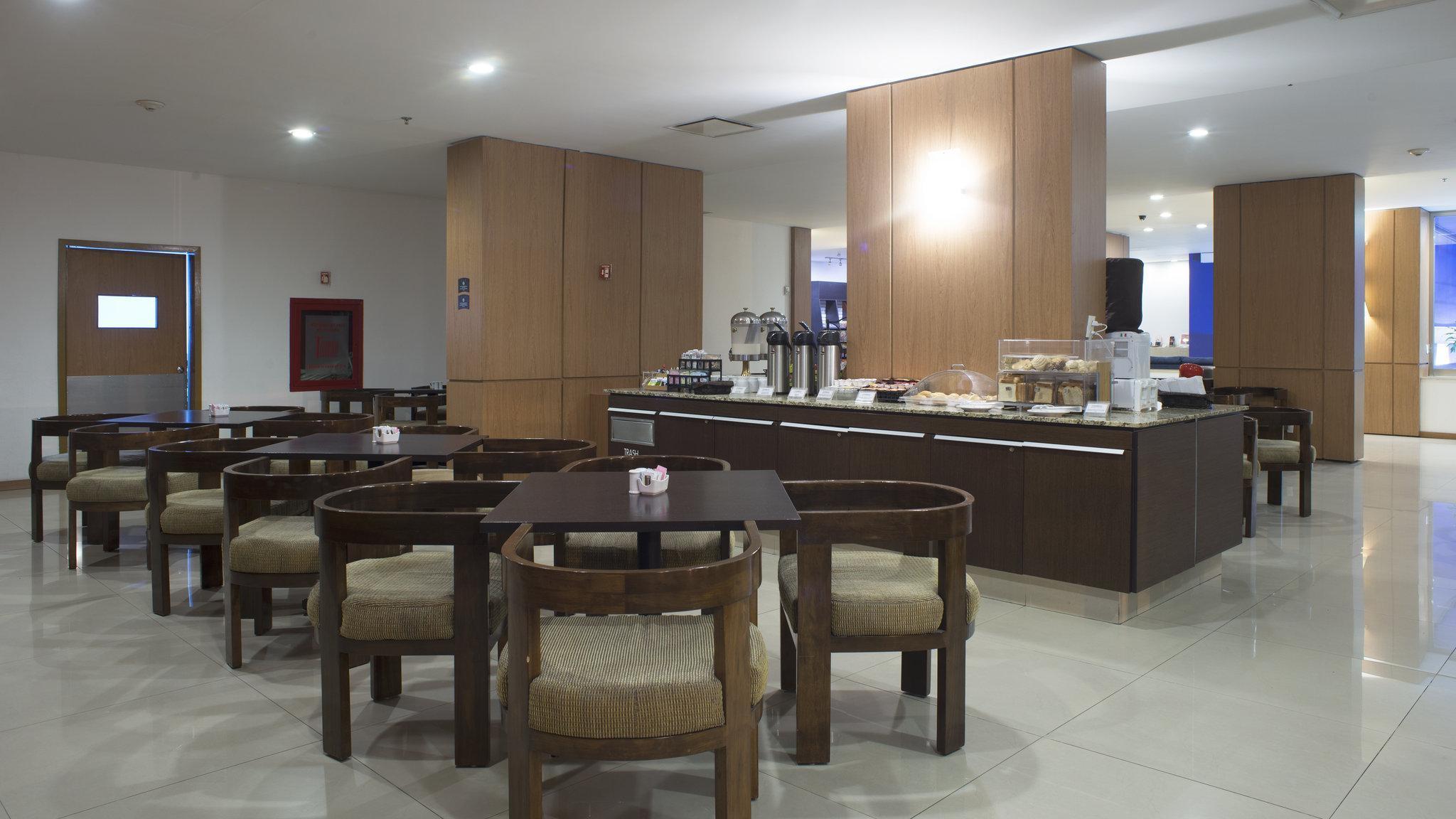 Staybridge Suites Guadalajara Expo By Ihg Zapopan Exterior foto